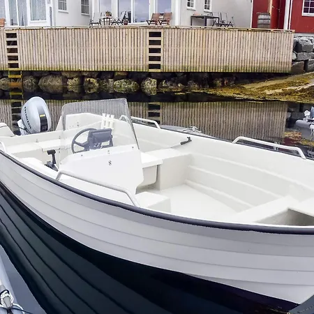 6 Person In Averoya Casa de Férias Karvåg